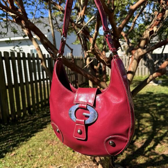 Vintage Red Guess Hobo Bag Chunky Hardware Patent Leather Rare Design - Picture 4 of 16